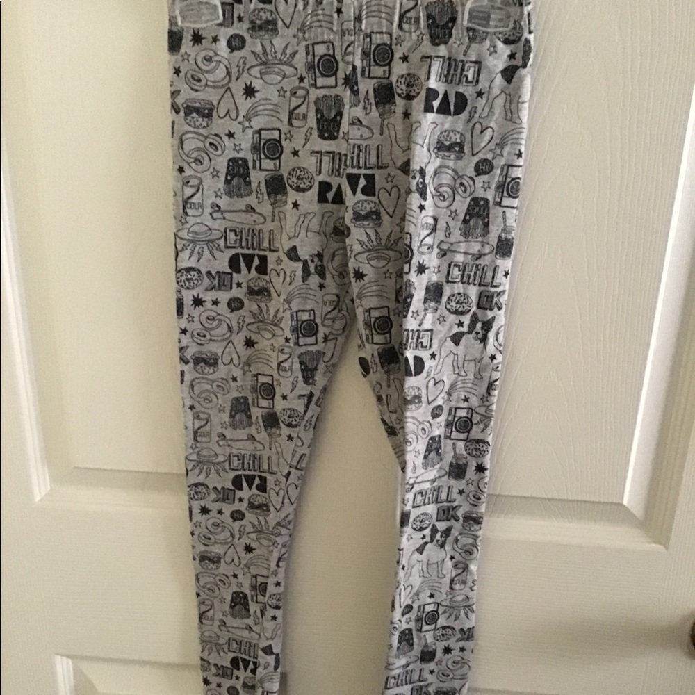 Girls Carters graphic tights size 7